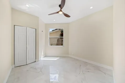 6682 Nw 25th Way Boca Raton FL 33496