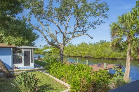 922 Jackson Way Fort Pierce FL 34949