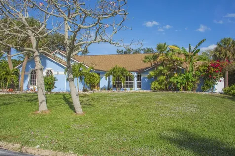 922 Jackson Way Fort Pierce FL 34949