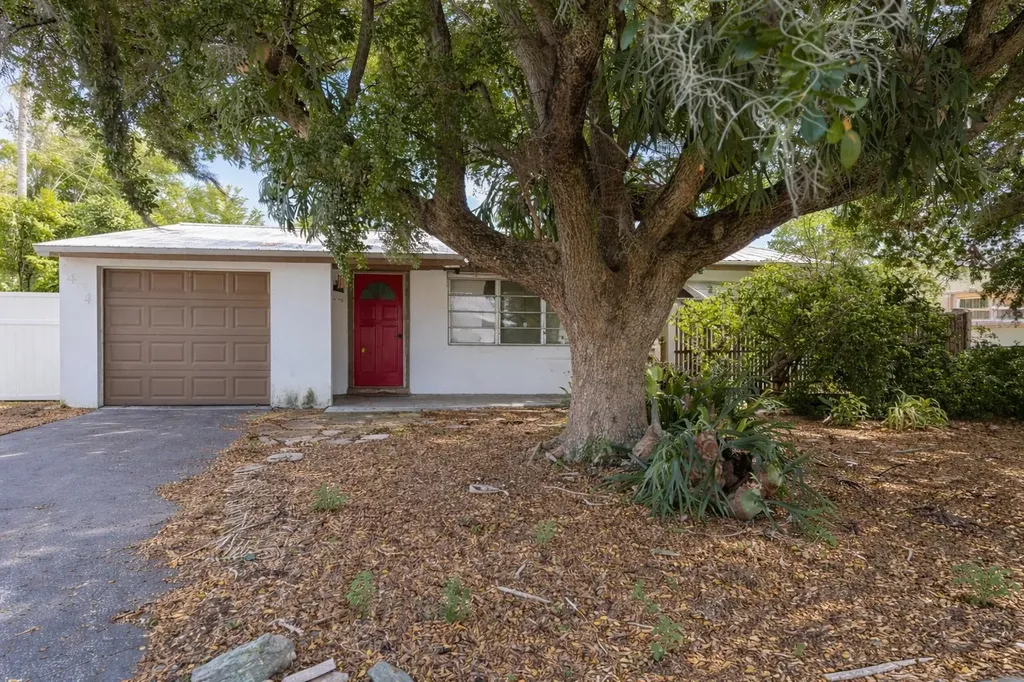1404 Sw 1st Avenue Deerfield Beach FL 33441