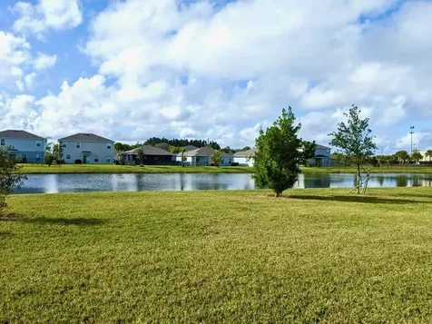 604 Lychee Lane Fort Pierce FL 34981