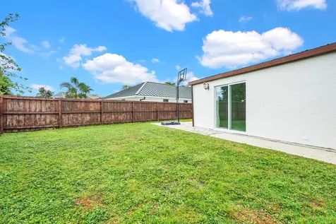 5901 White Cypress Drive Lake Worth FL 33467