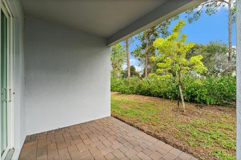 200 Sw Pomeroy Street Stuart FL 34997