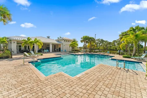 200 Sw Pomeroy Street Stuart FL 34997