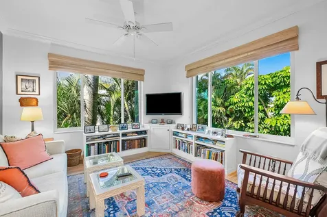 725 Palm Trail Delray Beach FL 33483
