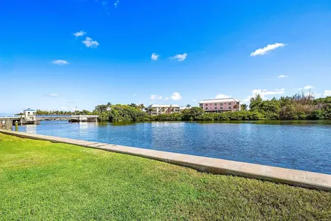 725 Palm Trail Delray Beach FL 33483