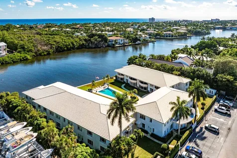 725 Palm Trail Delray Beach FL 33483