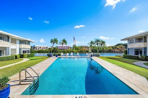 725 Palm Trail Delray Beach FL 33483