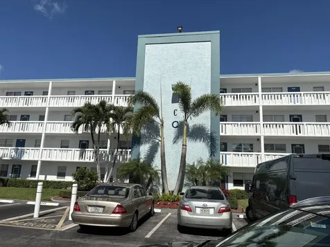 2804 Victoria Way Coconut Creek FL 33066