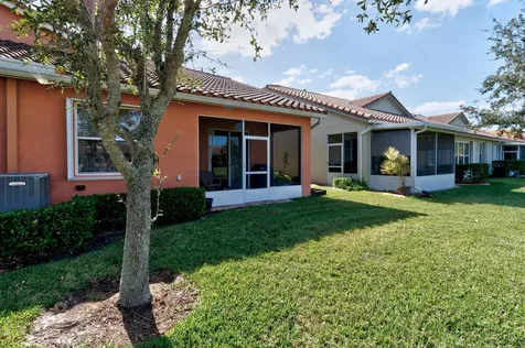 6360 Oxford Circle Vero Beach FL 32966