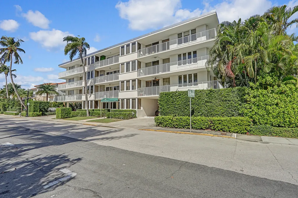 223 Atlantic Avenue Palm Beach FL 33480