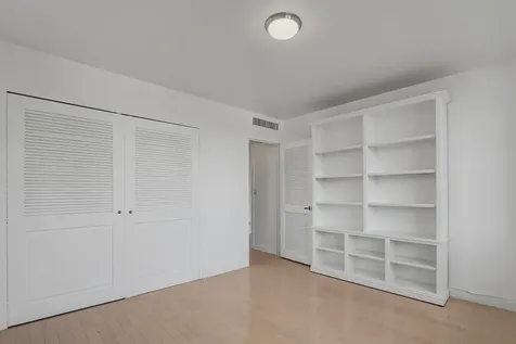 223 Atlantic Avenue Palm Beach FL 33480
