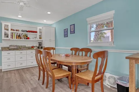 850 5th Place Vero Beach FL 32962