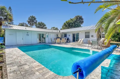 850 5th Place Vero Beach FL 32962