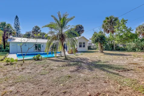 850 5th Place Vero Beach FL 32962
