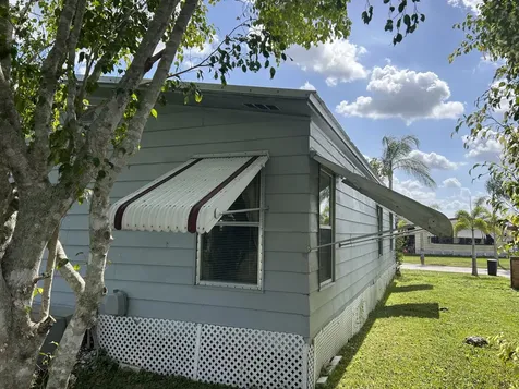 63 Ipanema Way Fort Pierce FL 34951