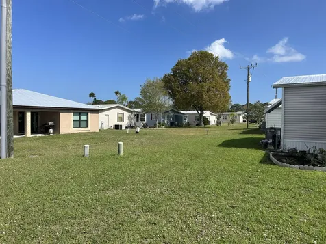 63 Ipanema Way Fort Pierce FL 34951