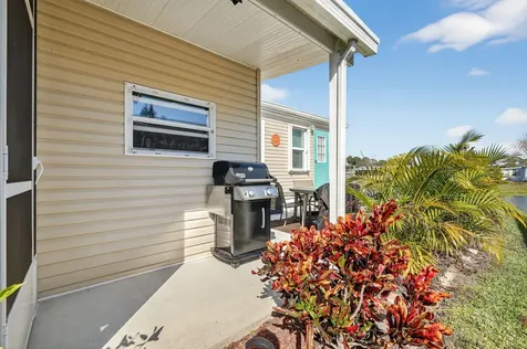 6772 Sinsonte Court Fort Pierce FL 34951