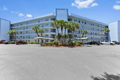 198 Nw 67th Street Boca Raton FL 33487