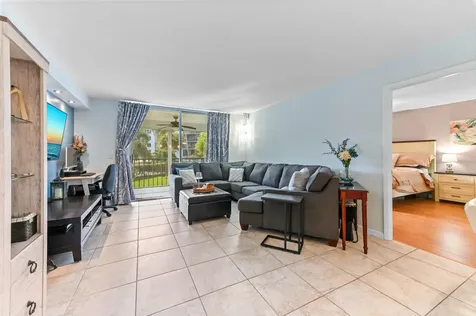198 Nw 67th Street Boca Raton FL 33487
