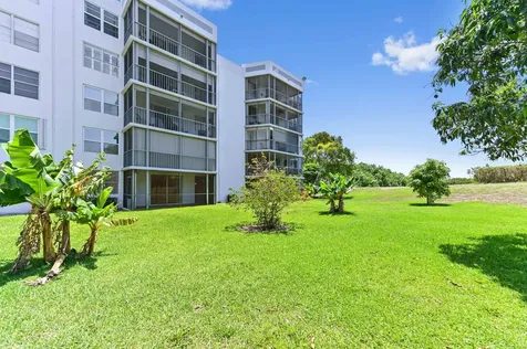 198 Nw 67th Street Boca Raton FL 33487
