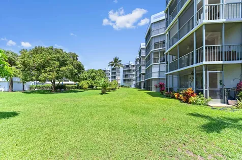 198 Nw 67th Street Boca Raton FL 33487