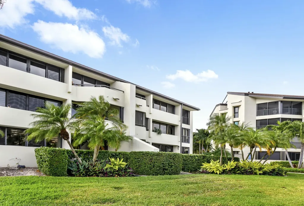 1100 Marine Way North Palm Beach FL 33408