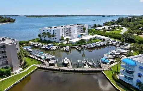 6408 S River Run Drive Sebastian FL 32958