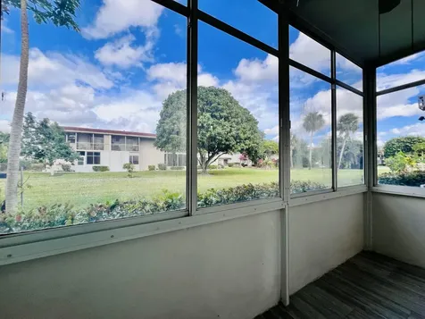 50 Coventry C West Palm Beach FL 33417