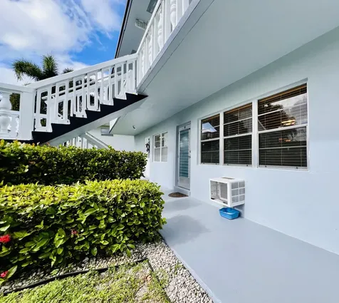 50 Coventry C West Palm Beach FL 33417