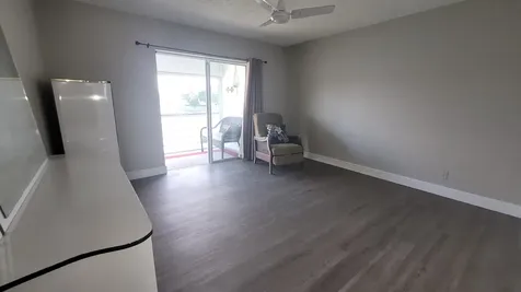 35 Somerset B West Palm Beach FL 33417