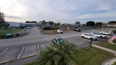 35 Somerset B West Palm Beach FL 33417