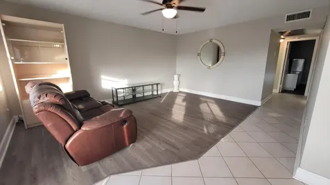 35 Somerset B West Palm Beach FL 33417