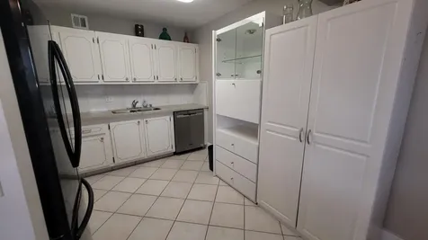 35 Somerset B West Palm Beach FL 33417