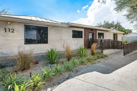 112 SE 10th Street Delray Beach FL 33483
