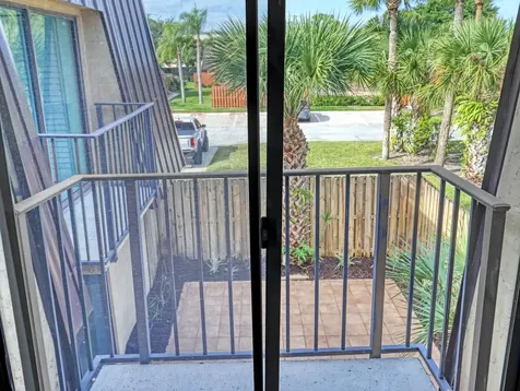 5738 Se Windsong Lane Stuart FL 34997