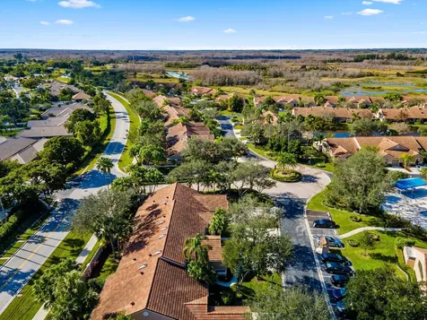 1802 Rosewood Way Palm Beach Gardens FL 33418