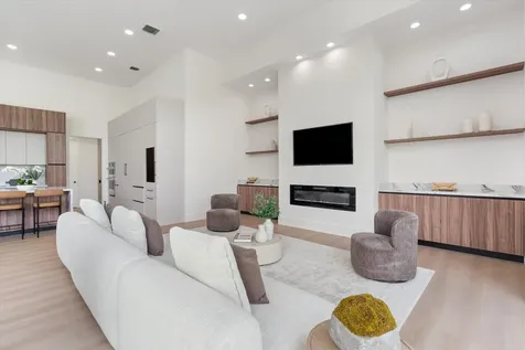 1330 Breakers Boulevard West Palm Beach FL 33411