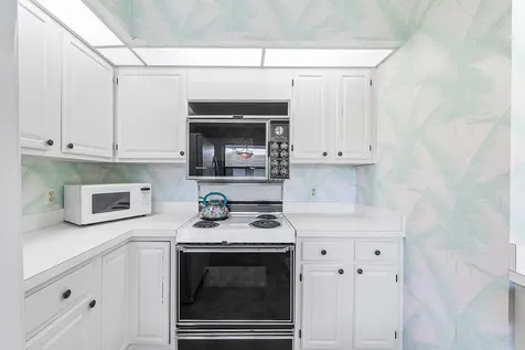 3858 Quail Ridge Drive Boynton Beach FL 33436
