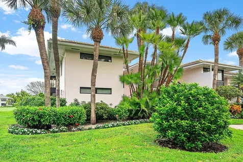 3858 Quail Ridge Drive Boynton Beach FL 33436