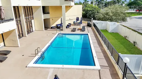 1401 S Federal Highway Boca Raton FL 33432