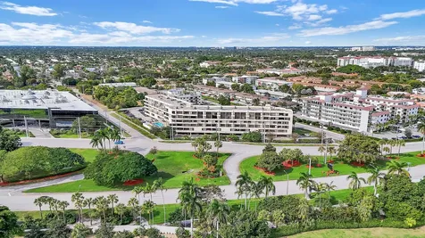 1401 S Federal Highway Boca Raton FL 33432