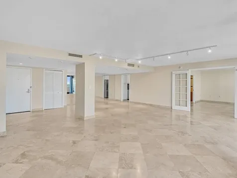 4200 N Ocean Drive Singer Island FL 33404