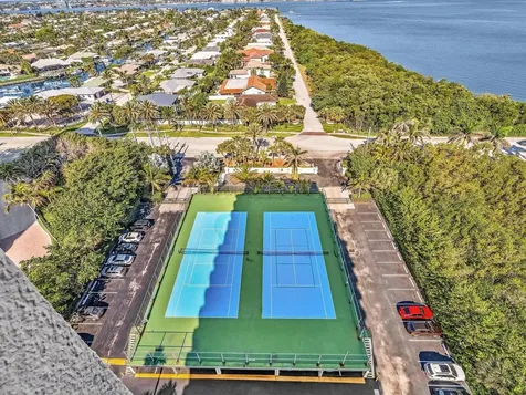 4200 N Ocean Drive Singer Island FL 33404