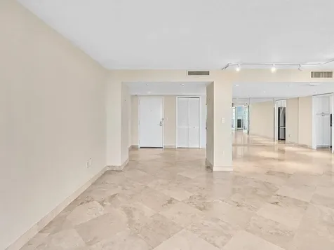 4200 N Ocean Drive Singer Island FL 33404