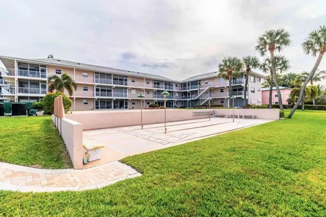 745 Se 19th Avenue Deerfield Beach FL 33441