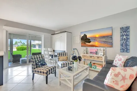 745 Se 19th Avenue Deerfield Beach FL 33441