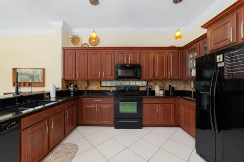254 Gazetta Way West Palm Beach FL 33413