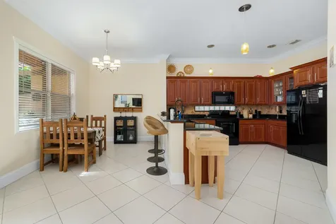 254 Gazetta Way West Palm Beach FL 33413