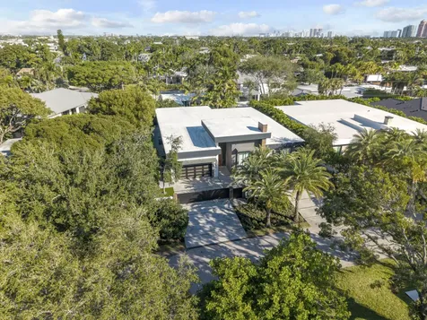 2401 Ne 13th Street Fort Lauderdale FL 33304